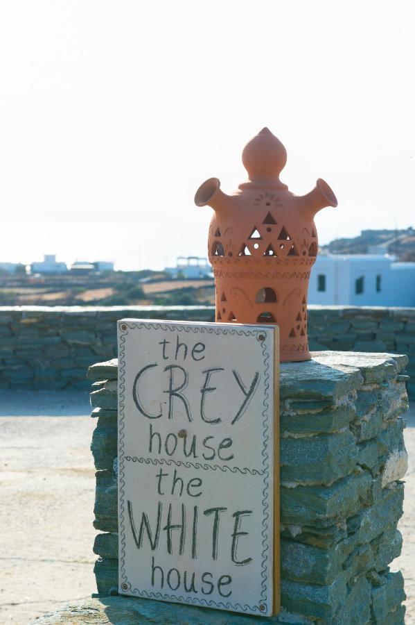Grey House Villa Exámbela Eksteriør bilde